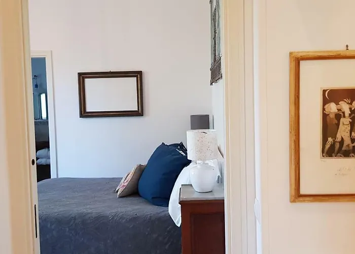 Tozzoli House Apartmán *