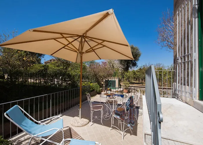 Tozzoli House דירה *