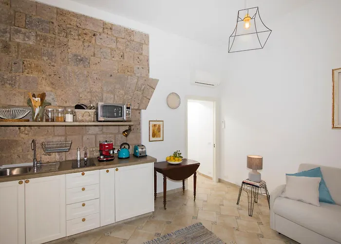 דירה Tozzoli House *