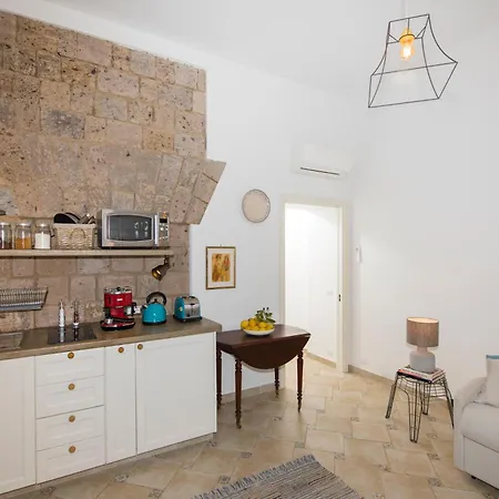 דירה Tozzoli House *